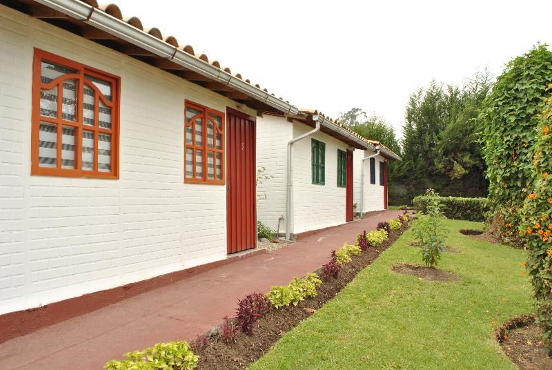 Hosteria Rosa Blanca Puembo Exterior photo