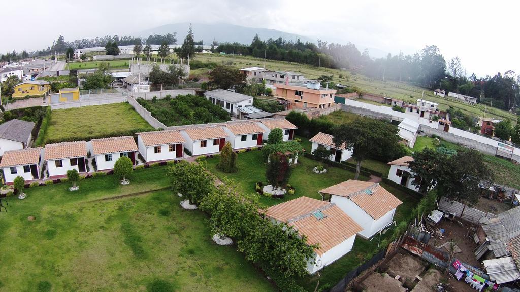 Hosteria Rosa Blanca Puembo Exterior photo